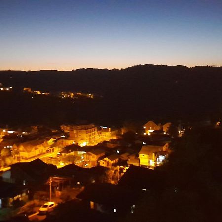 Cabana Azul Lejlighed Gramado Eksteriør billede